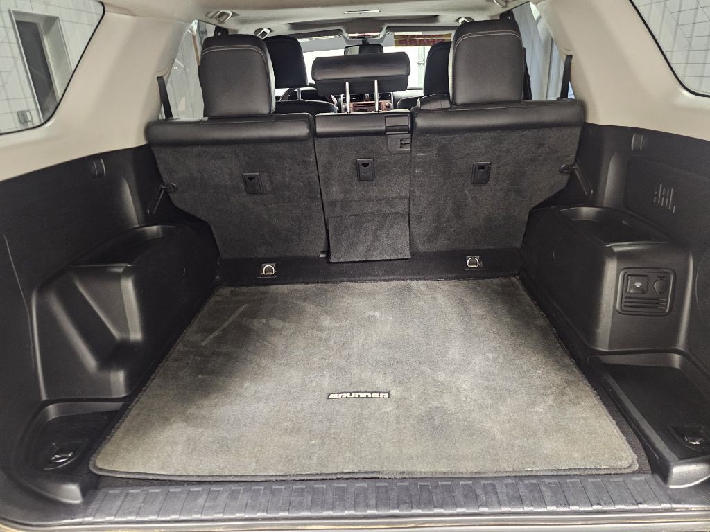 2016 Toyota 4Runner Image 13