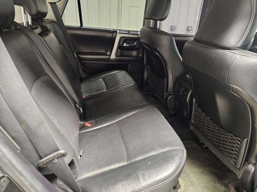 2016 Toyota 4Runner Image 15