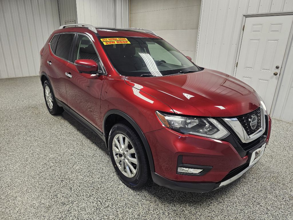 2018 Nissan Rogue Image 2