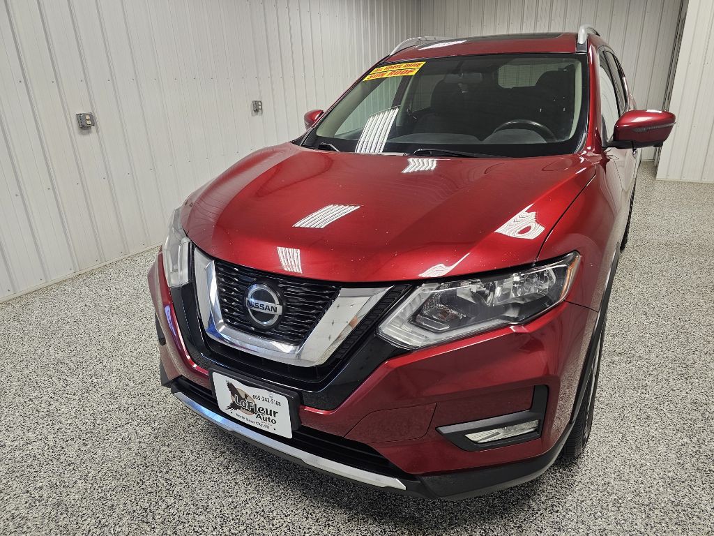 2018 Nissan Rogue Image 3