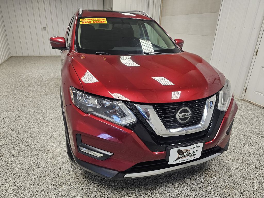 2018 Nissan Rogue Image 4