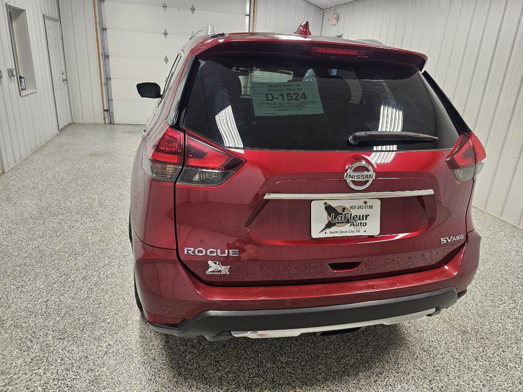 2018 Nissan Rogue Image 5