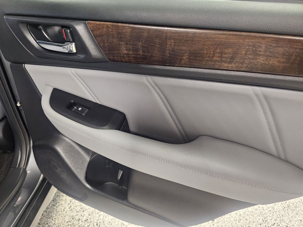 2018 Subaru Outback Image 14