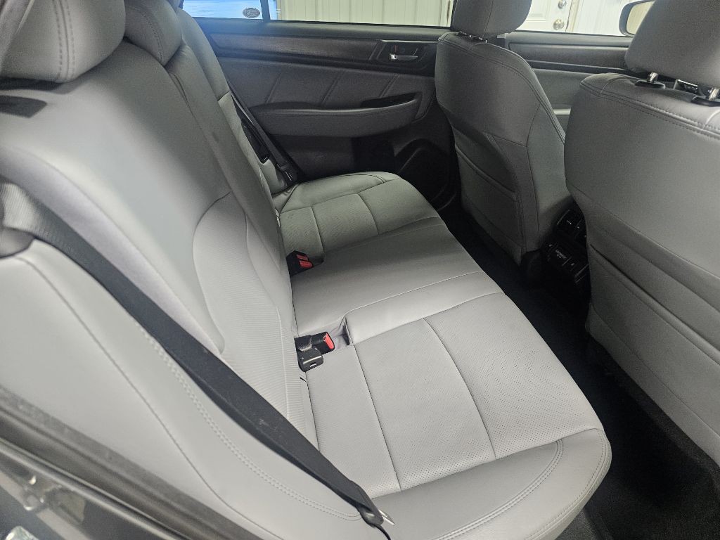 2018 Subaru Outback Image 15