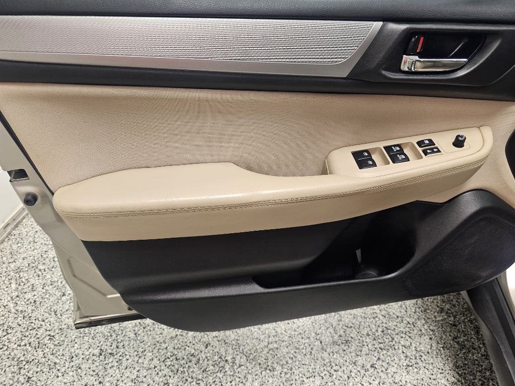 2017 Subaru Outback Image 8