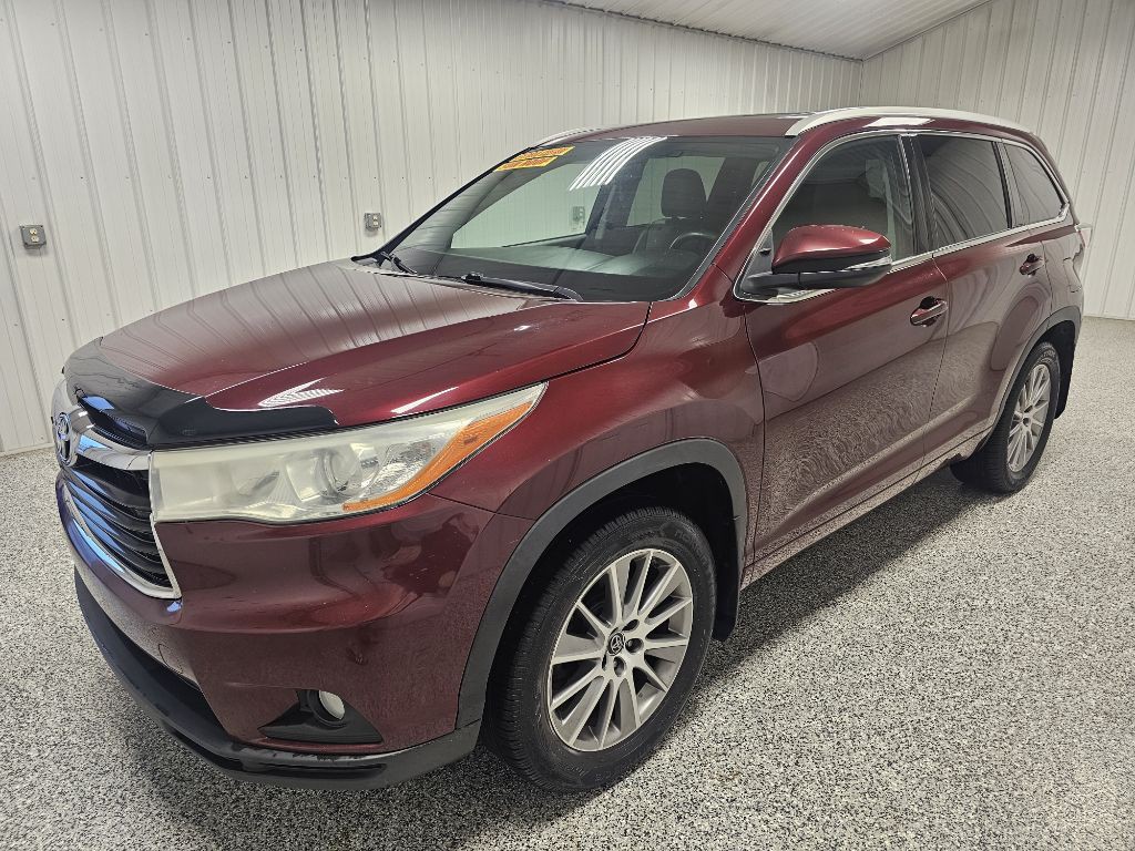 2016 Toyota Highlander Image 1