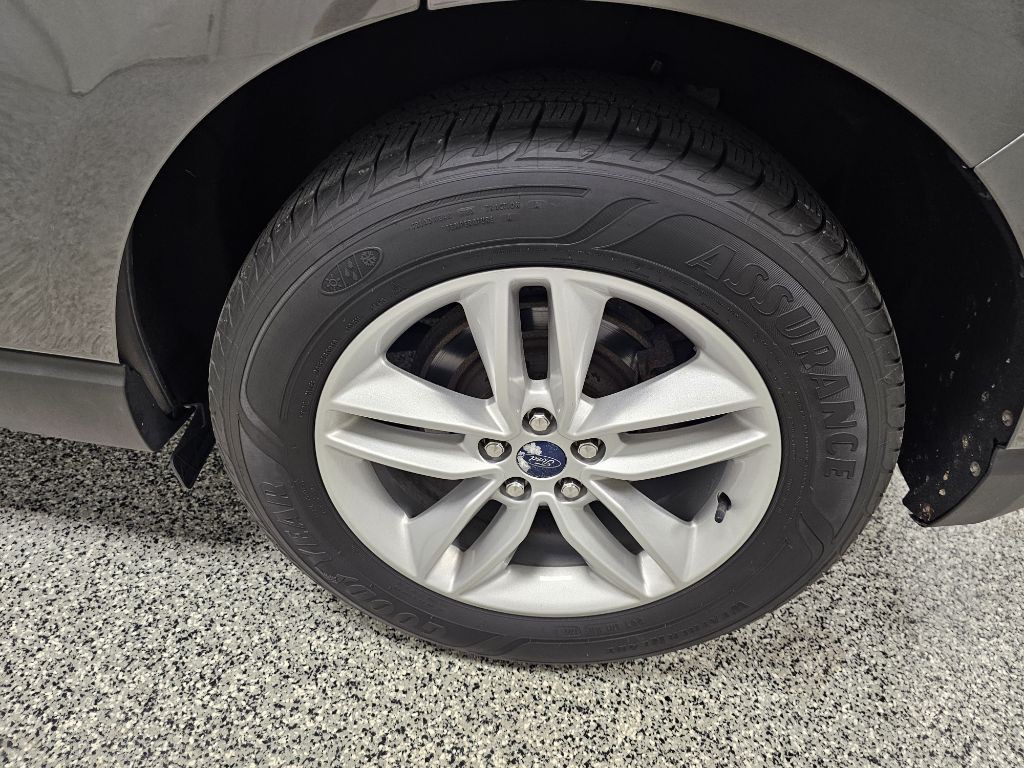 2015 Ford Edge Image 7
