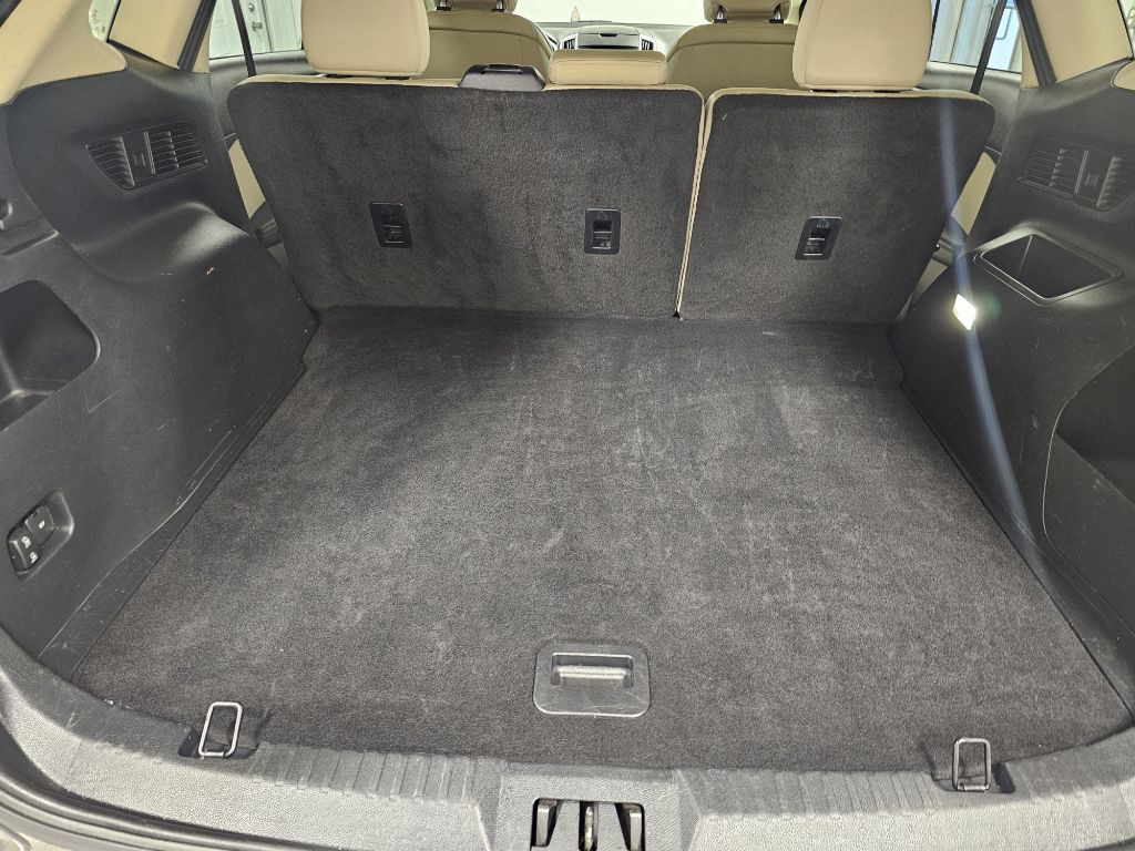 2015 Ford Edge Image 12