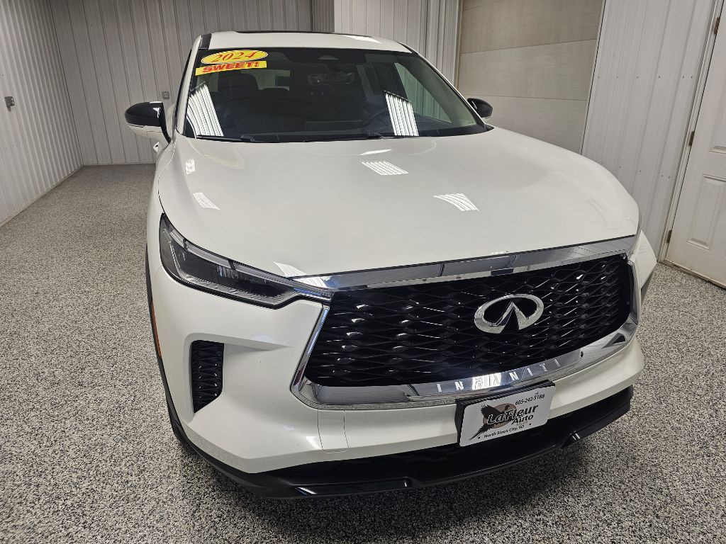2024 INFINITI QX60 Image 3