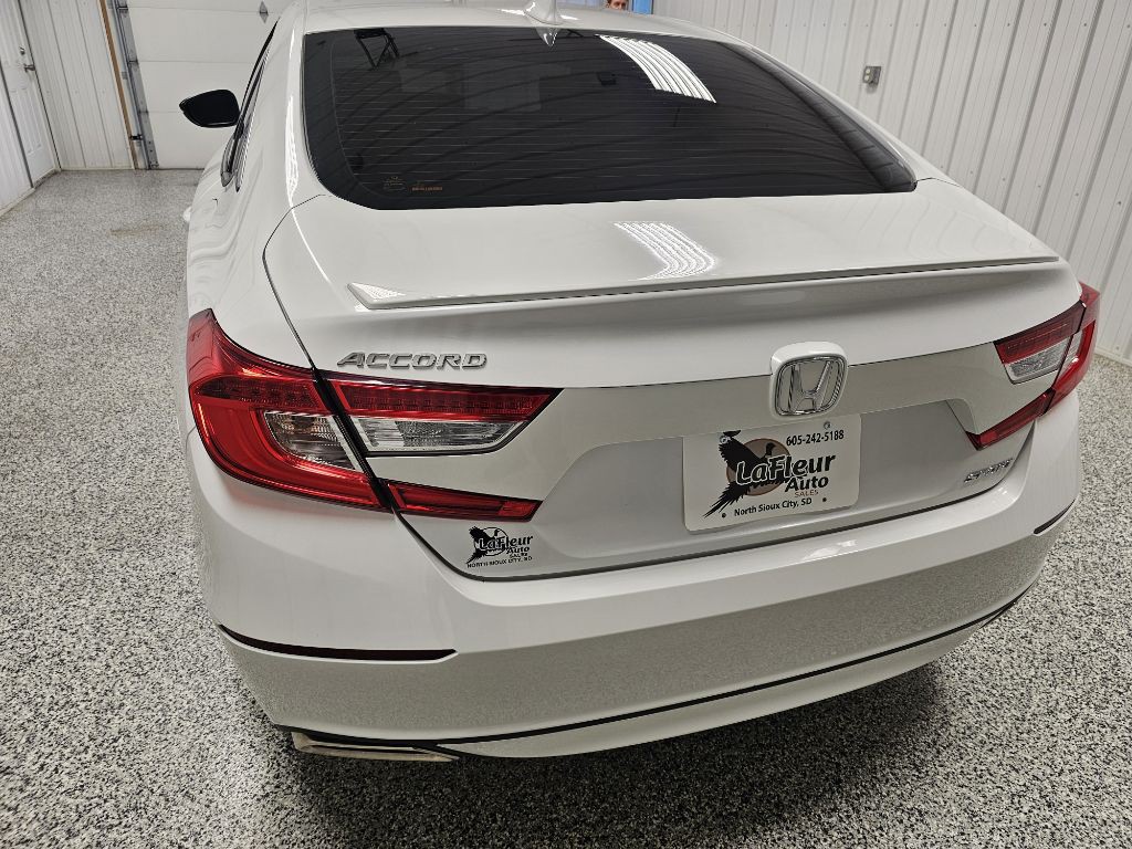 2020 Honda Accord Image 6