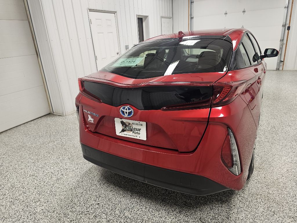 2017 Toyota Prius Image 5
