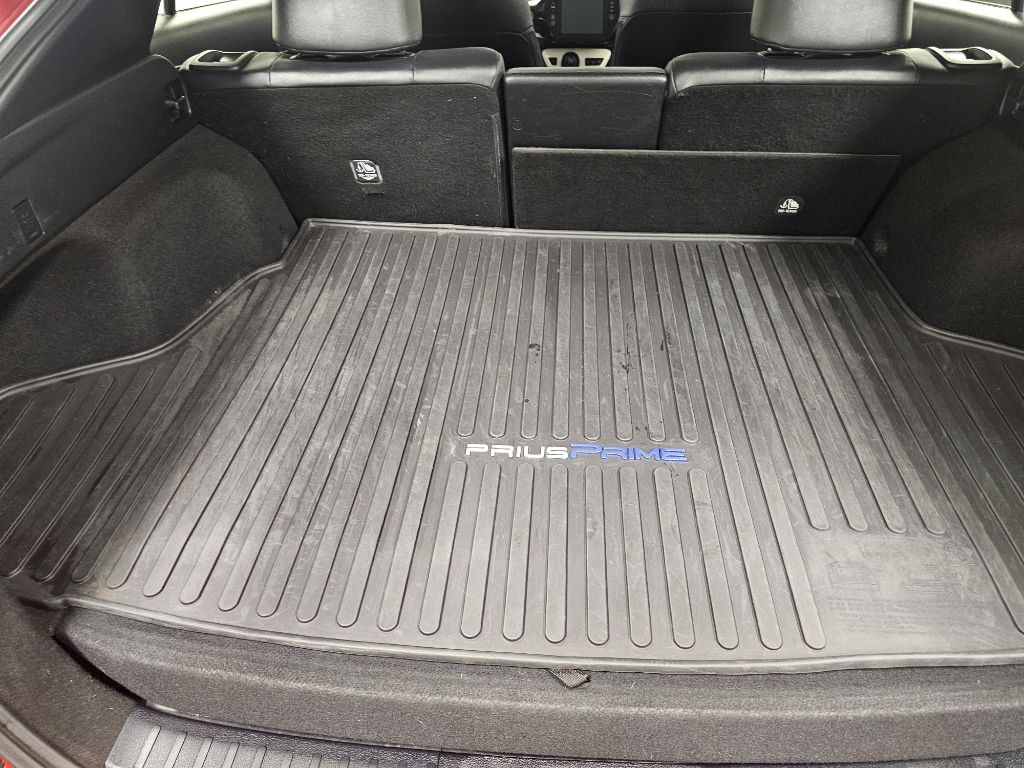 2017 Toyota Prius Image 12