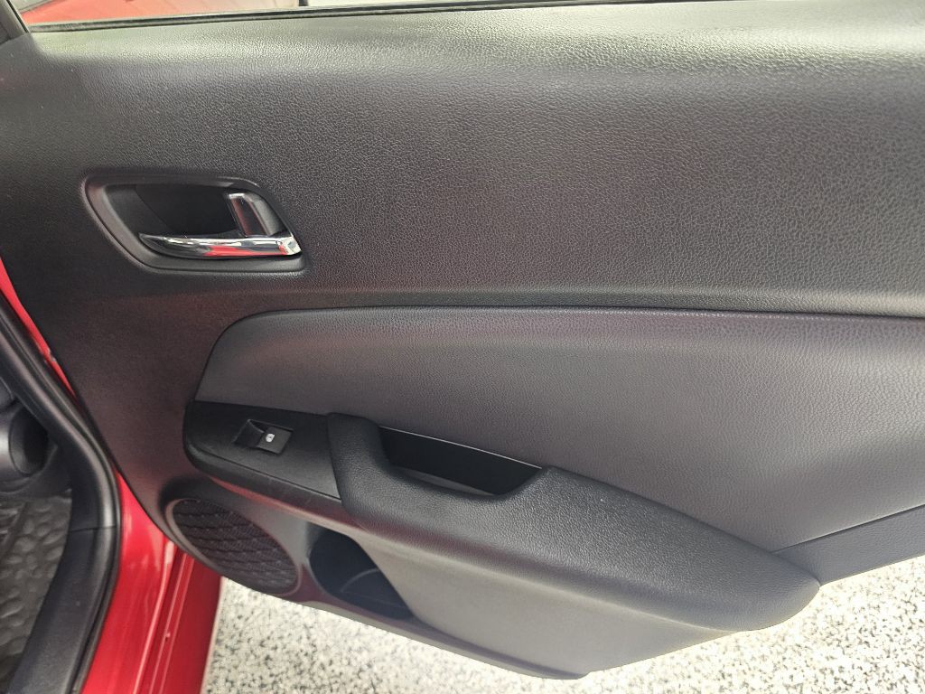 2017 Toyota Prius Image 13