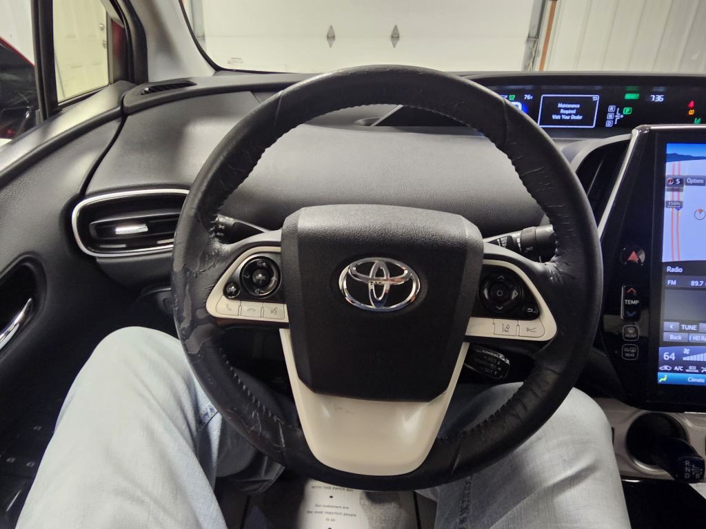 2017 Toyota Prius Image 18