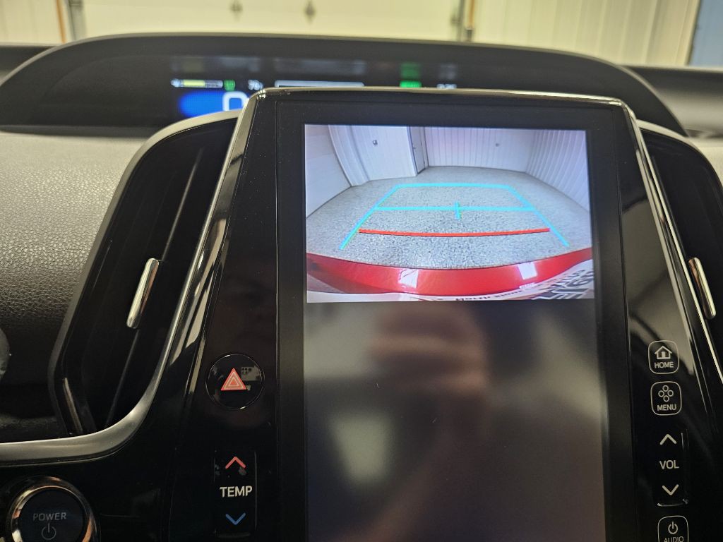 2017 Toyota Prius Image 21