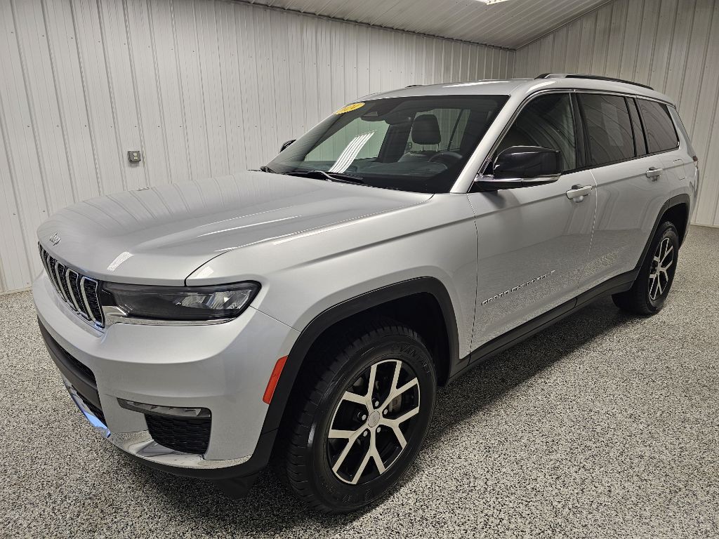 2024 Jeep Grand Cherokee Image 1