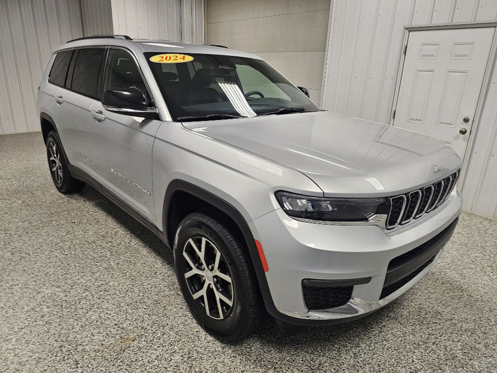 2024 Jeep Grand Cherokee Image 2