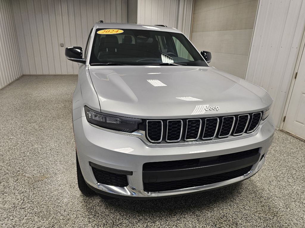 2024 Jeep Grand Cherokee Image 4