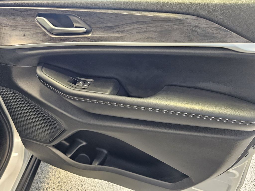 2024 Jeep Grand Cherokee Image 16