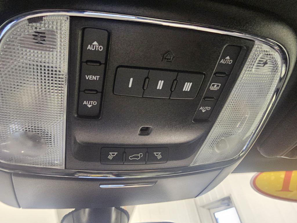 2021 Jeep Grand Cherokee Image 24