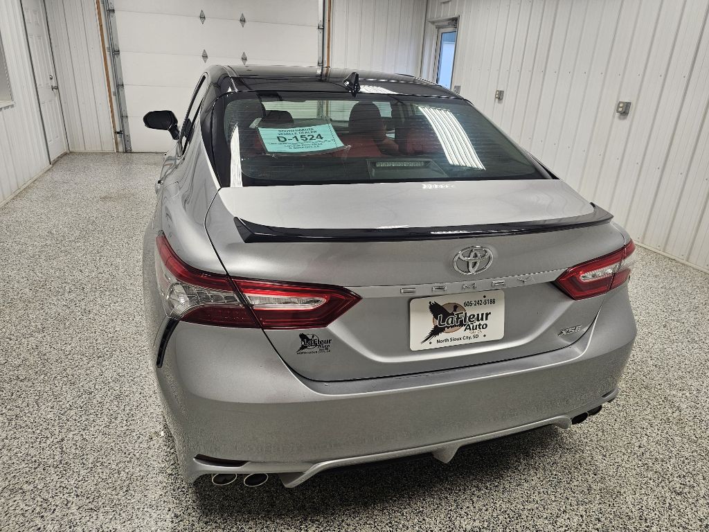 2019 Toyota Camry Image 5