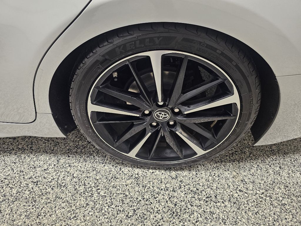 2019 Toyota Camry Image 8