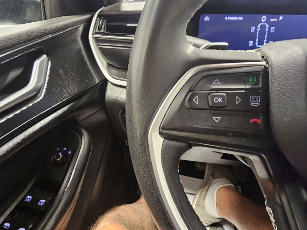 2023 Jeep Grand Cherokee Image 19