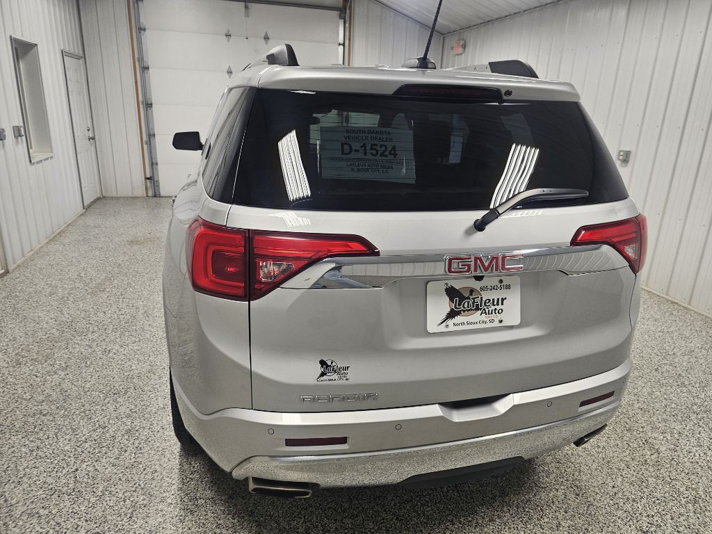 2018 GMC Acadia Image 5