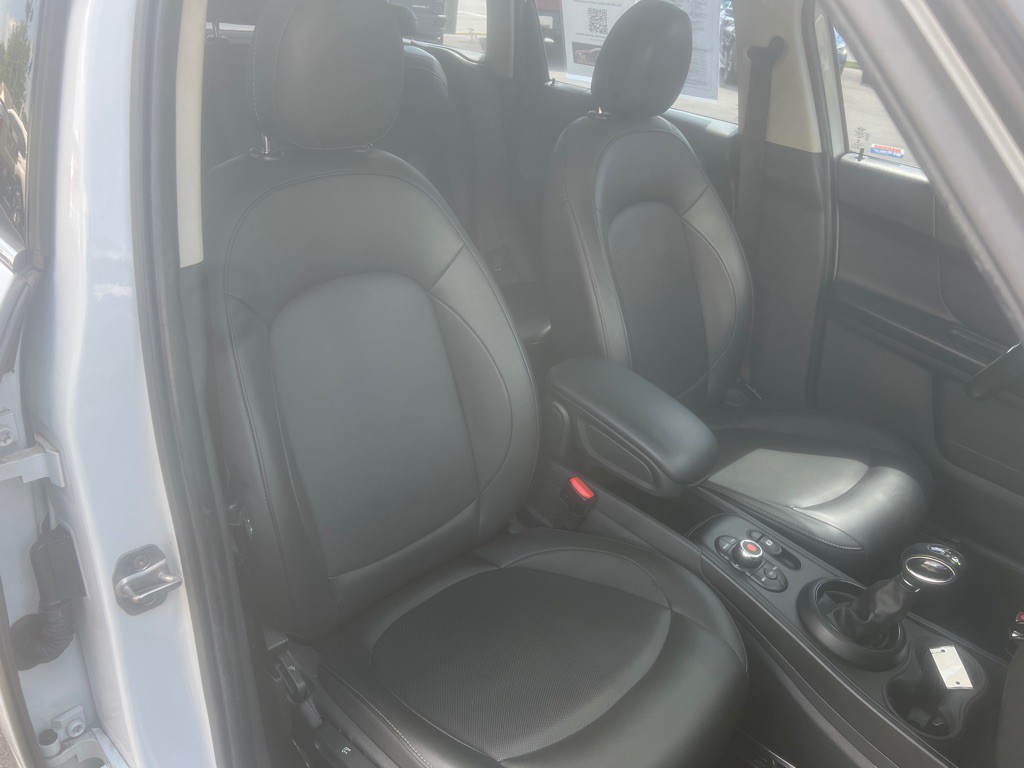2019 MINI Cooper Image 10