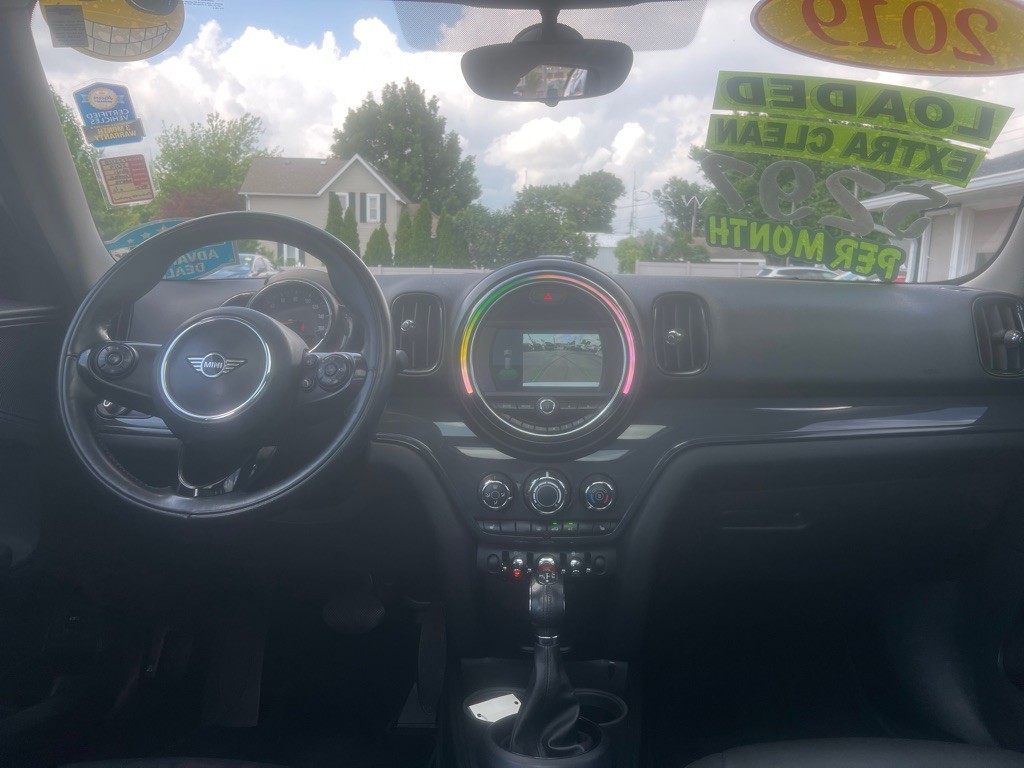 2019 MINI Cooper Image 14