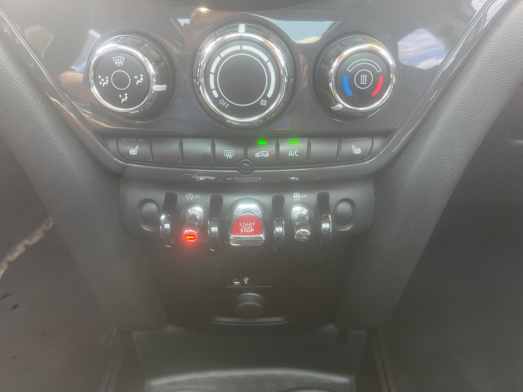2019 MINI Cooper Image 20