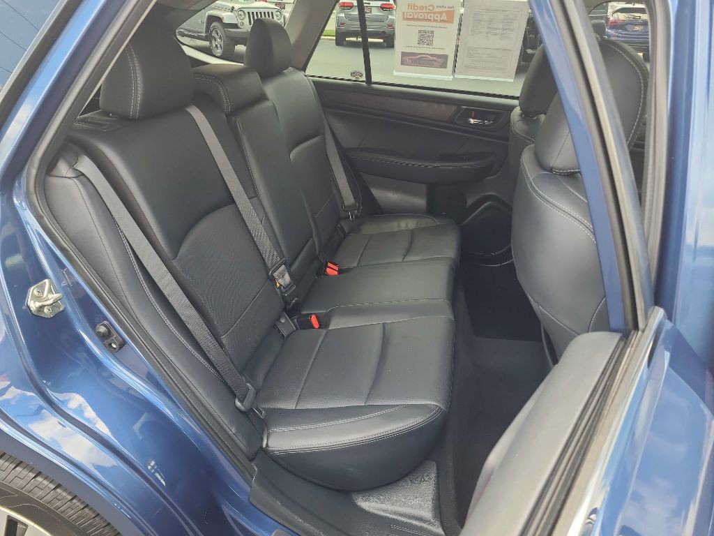 2019 Subaru Outback Image 17