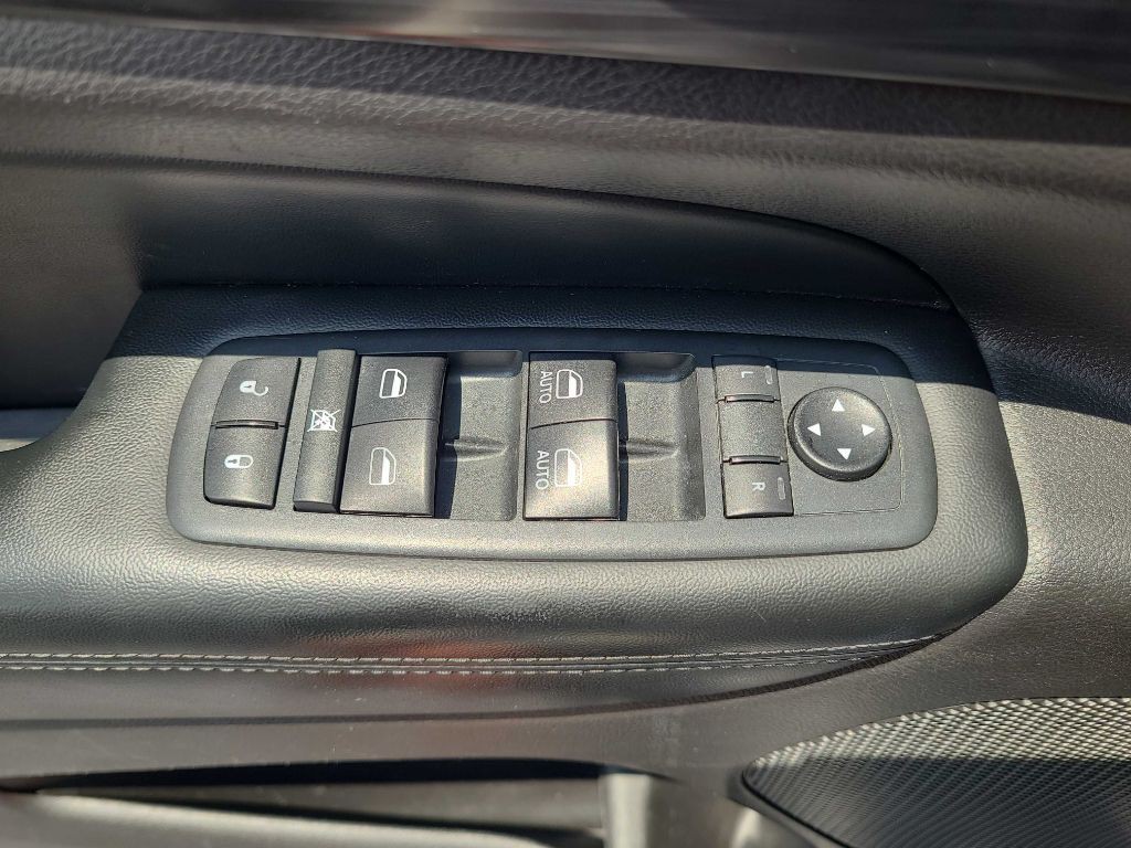 2020 Jeep Grand Cherokee Image 34
