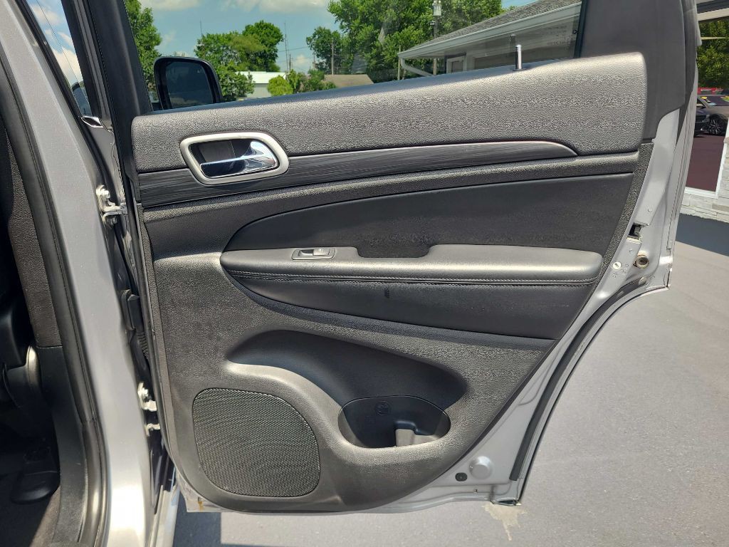 2020 Jeep Grand Cherokee Image 35