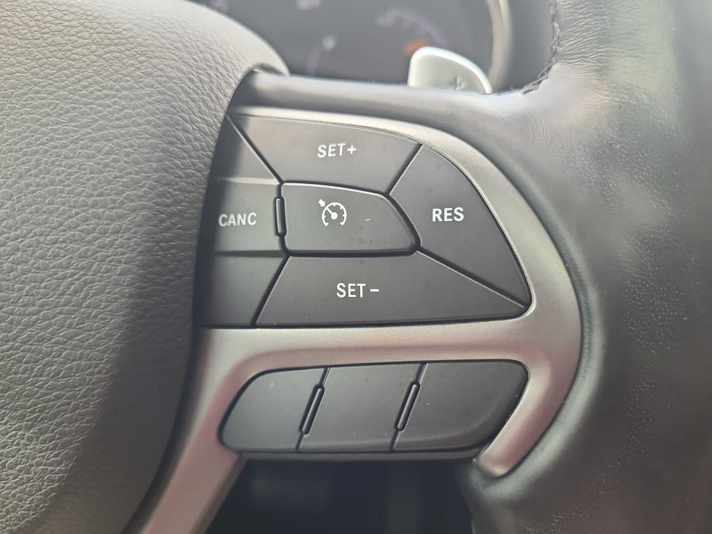 2020 Jeep Grand Cherokee Image 23