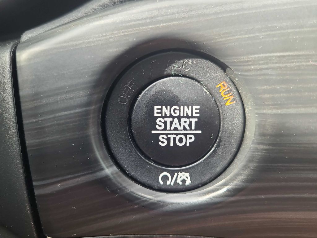 2020 Jeep Grand Cherokee Image 24