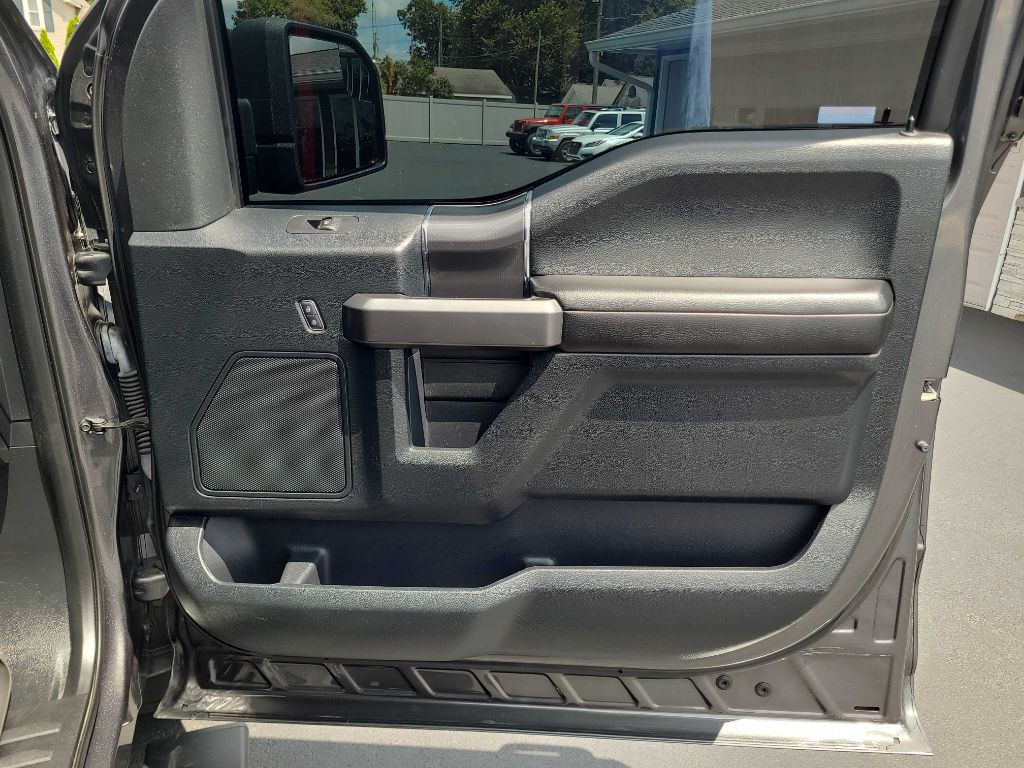 2017 Ford F-150 Image 36