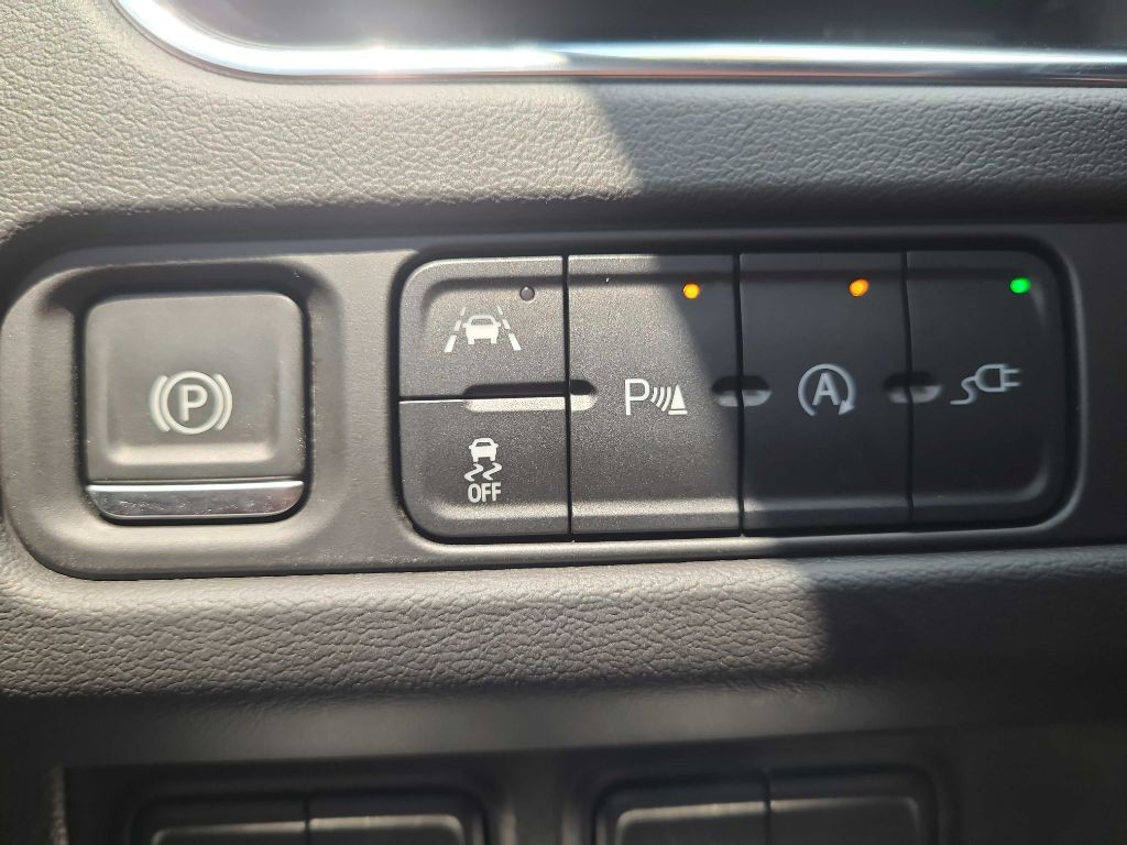 2022 GMC Yukon Image 18