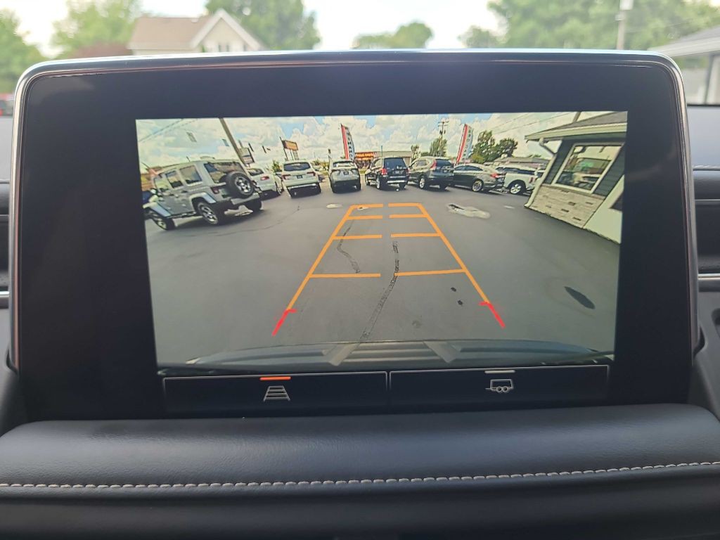 2022 GMC Yukon Image 25