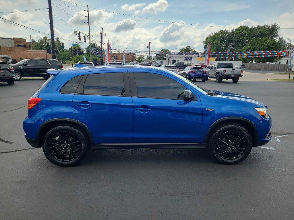 2019 Mitsubishi Outlander Image 6