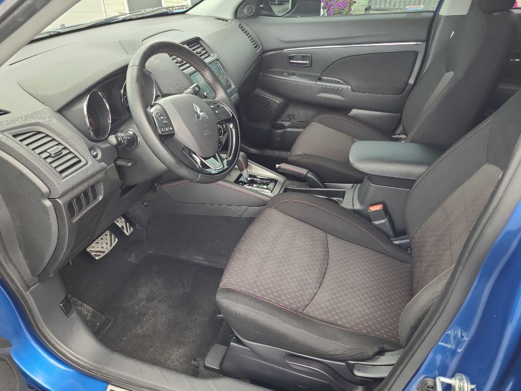 2019 Mitsubishi Outlander Image 9