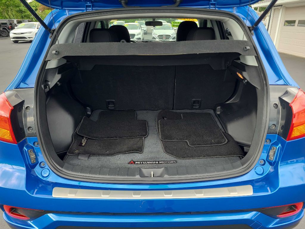 2019 Mitsubishi Outlander Image 14