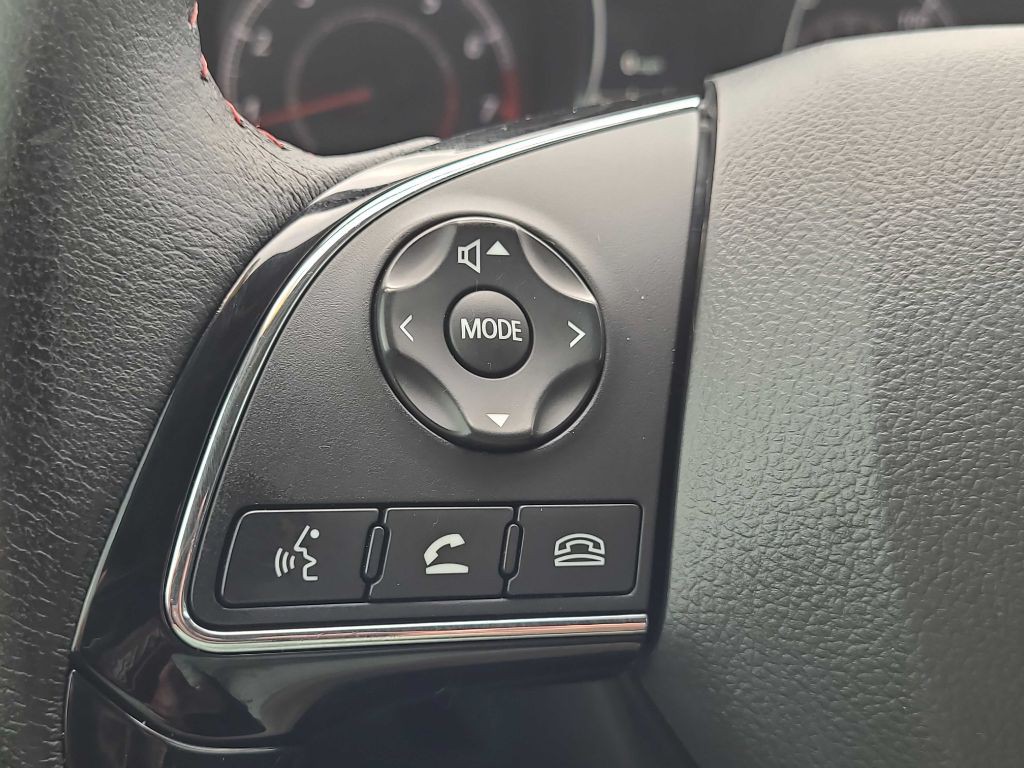 2019 Mitsubishi Outlander Image 18