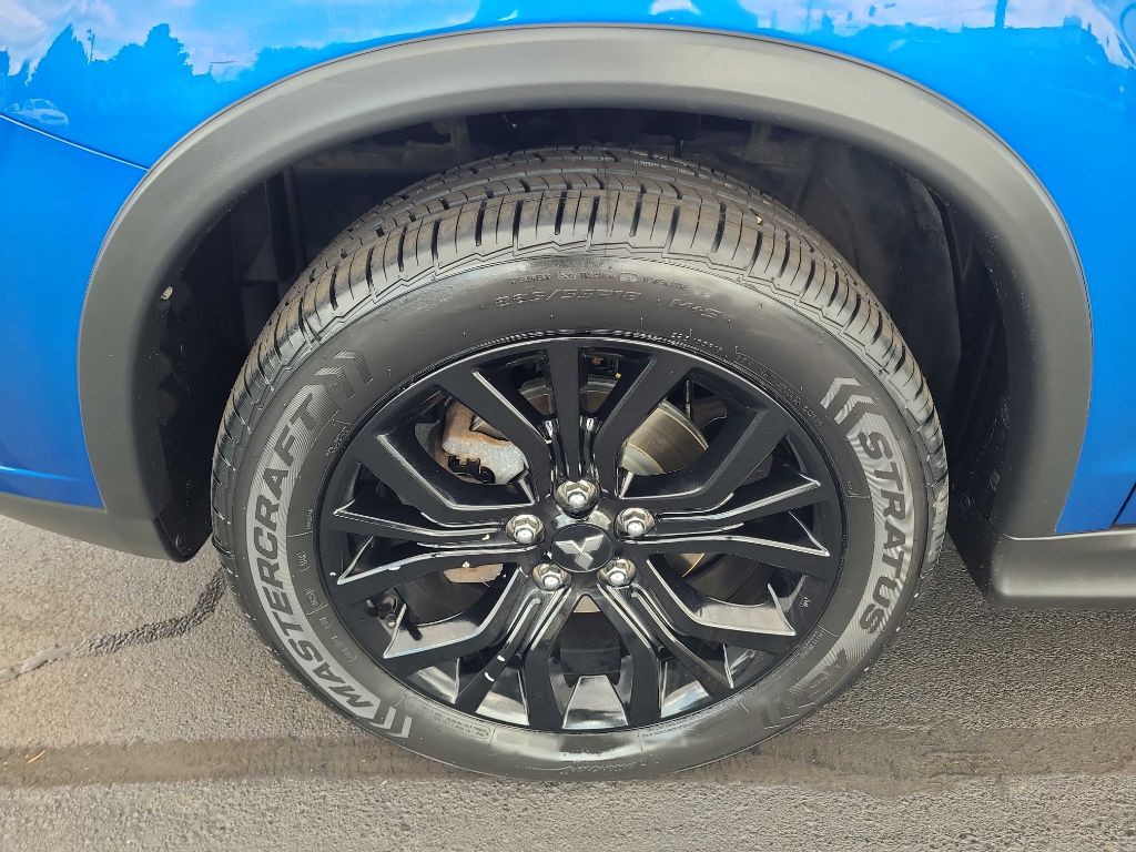 2019 Mitsubishi Outlander Image 29