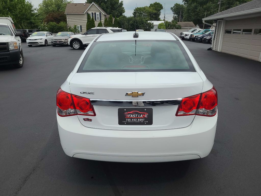 2016 Chevrolet Cruze Image 4
