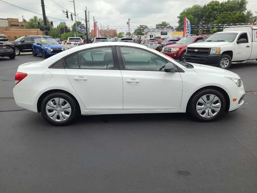 2016 Chevrolet Cruze Image 6