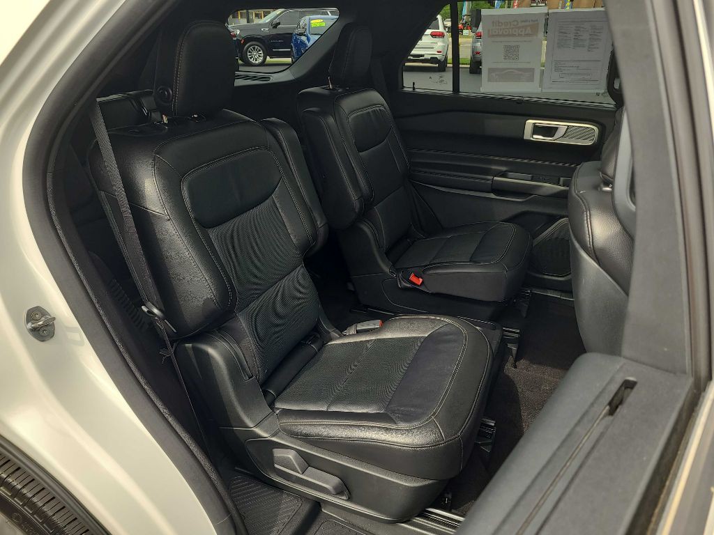 2020 Ford Explorer Image 14