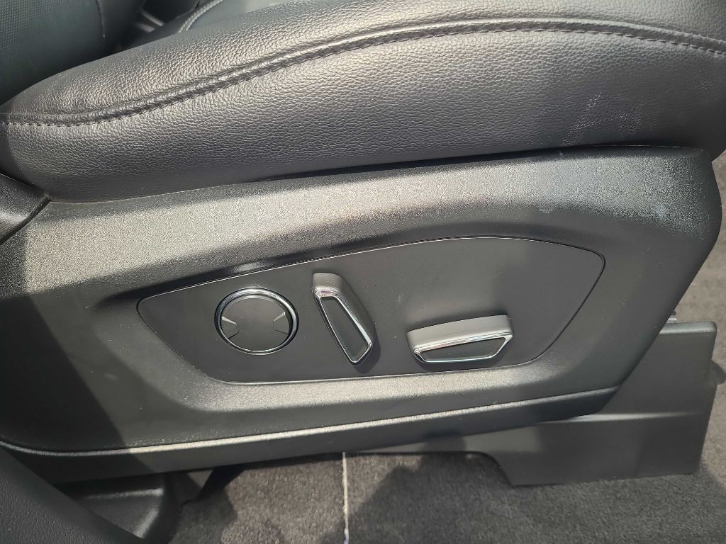 2020 Ford Explorer Image 37