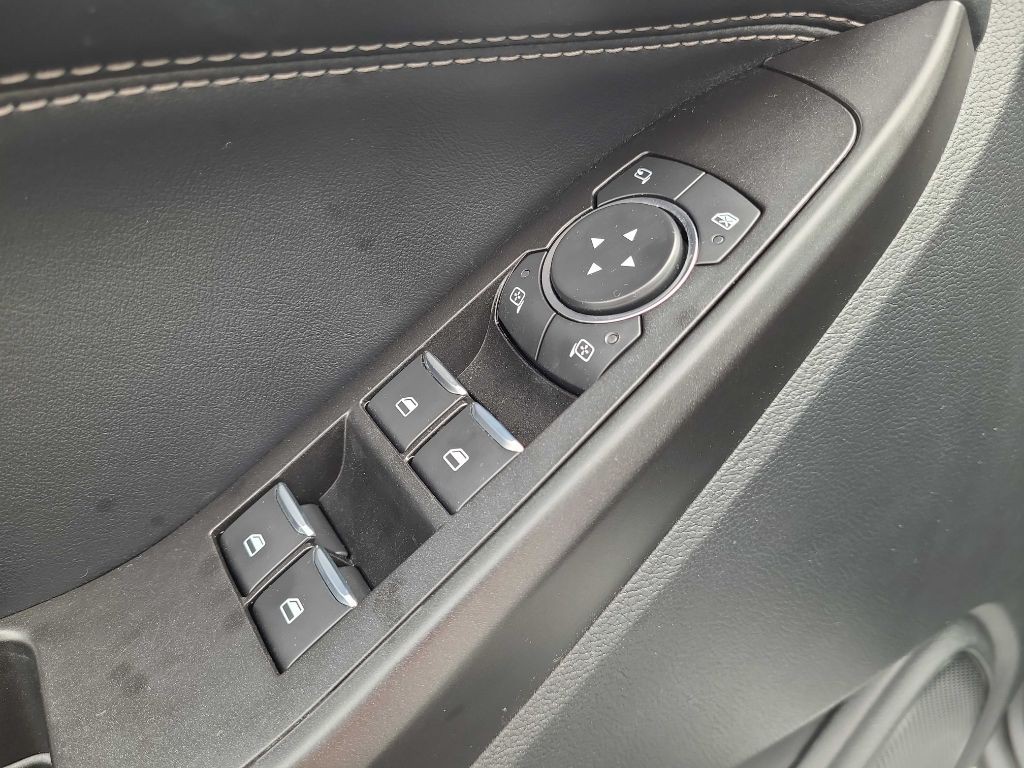 2020 Ford Explorer Image 38