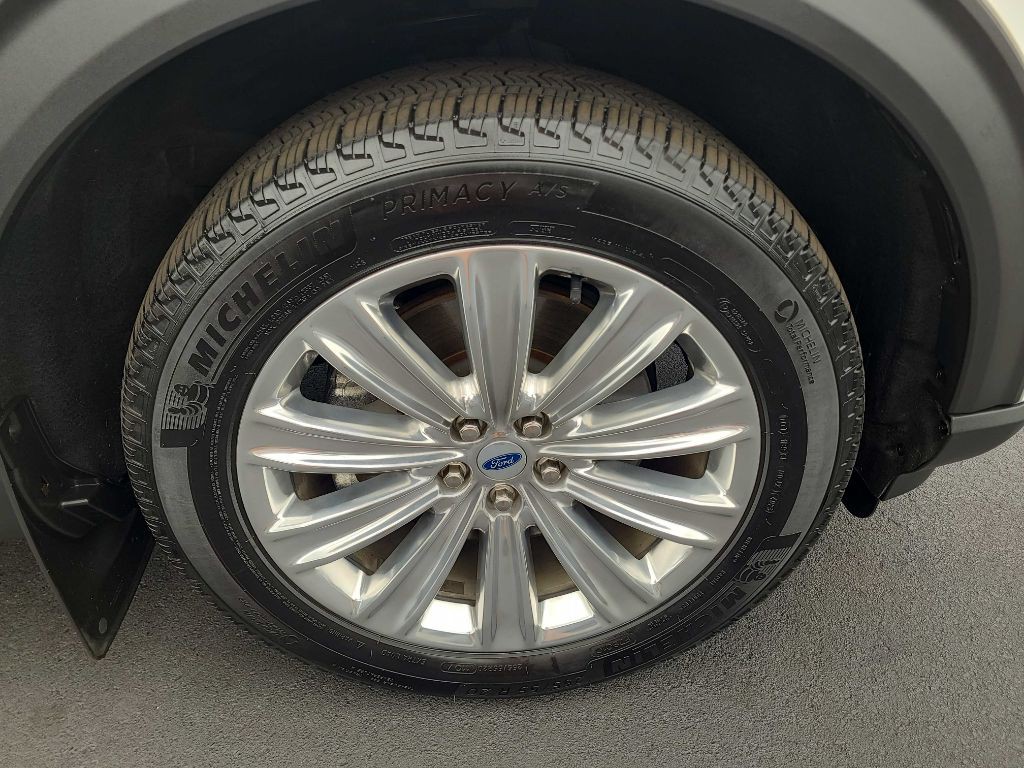 2020 Ford Explorer Image 46